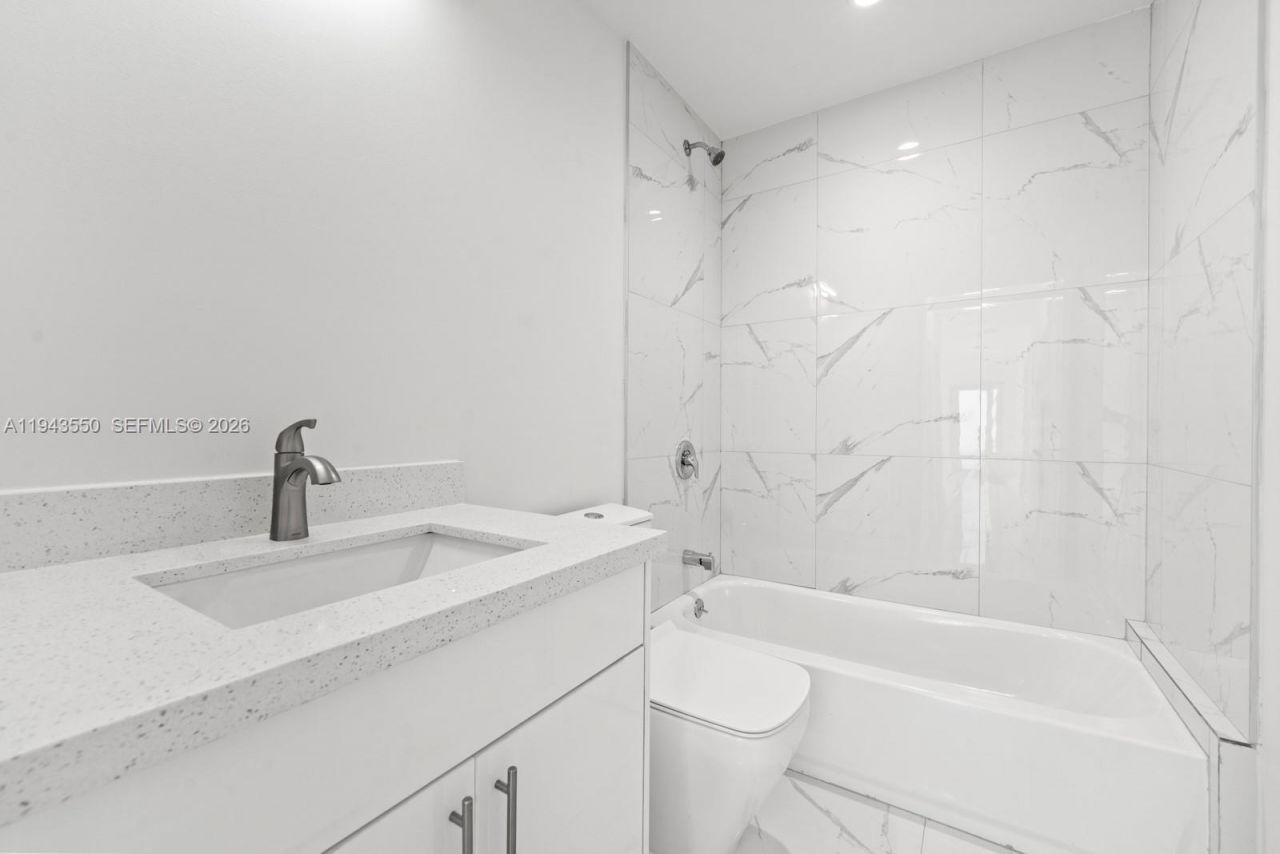 231 NW 3rd Ave , Florida City, FL 33034 Photo