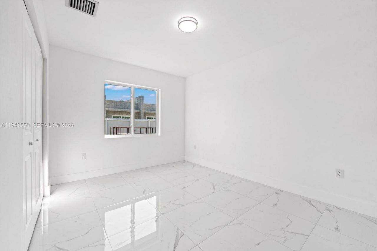 231 NW 3rd Ave , Florida City, FL 33034 Photo