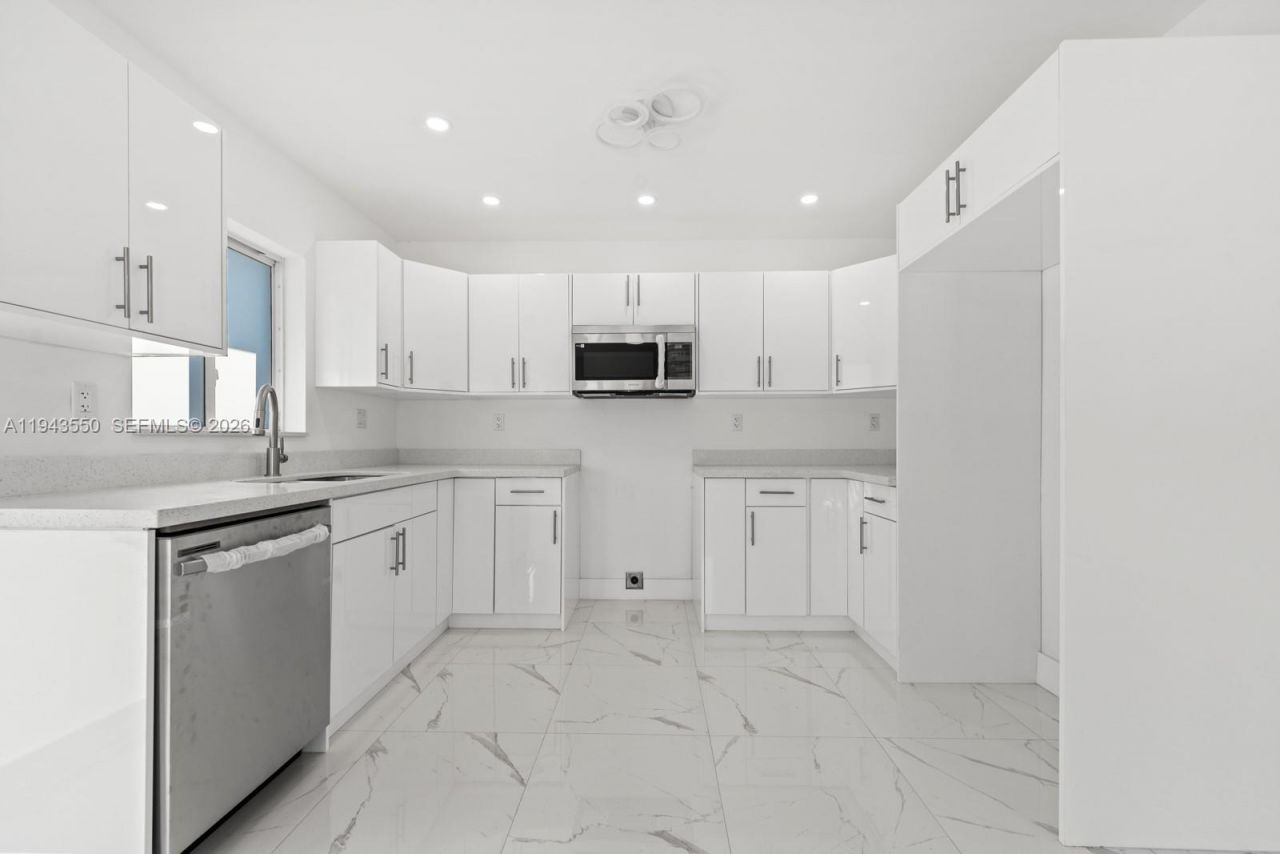 231 NW 3rd Ave , Florida City, FL 33034 Photo