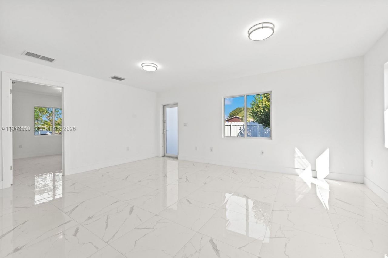 231 NW 3rd Ave , Florida City, FL 33034 Photo