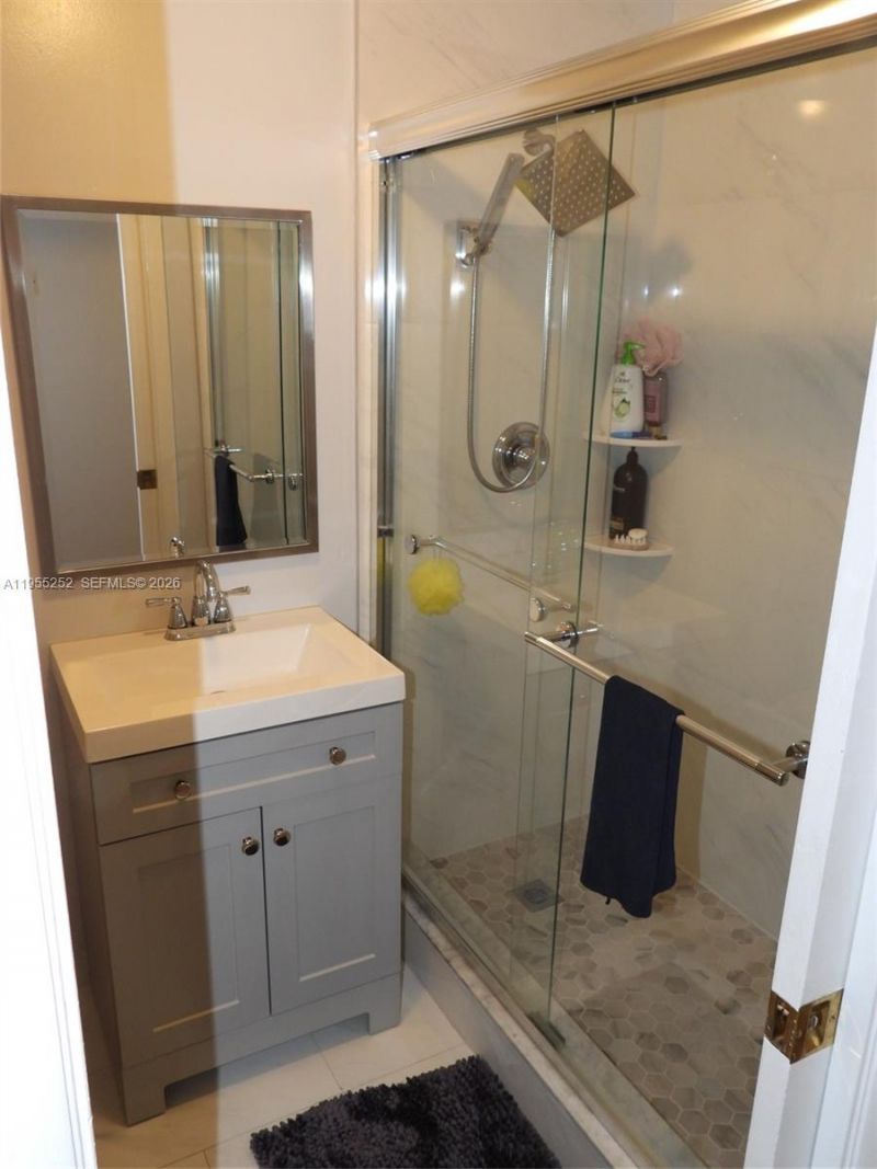 9331 NW 33rd Mnr, Sunrise, FL 33351 Photo