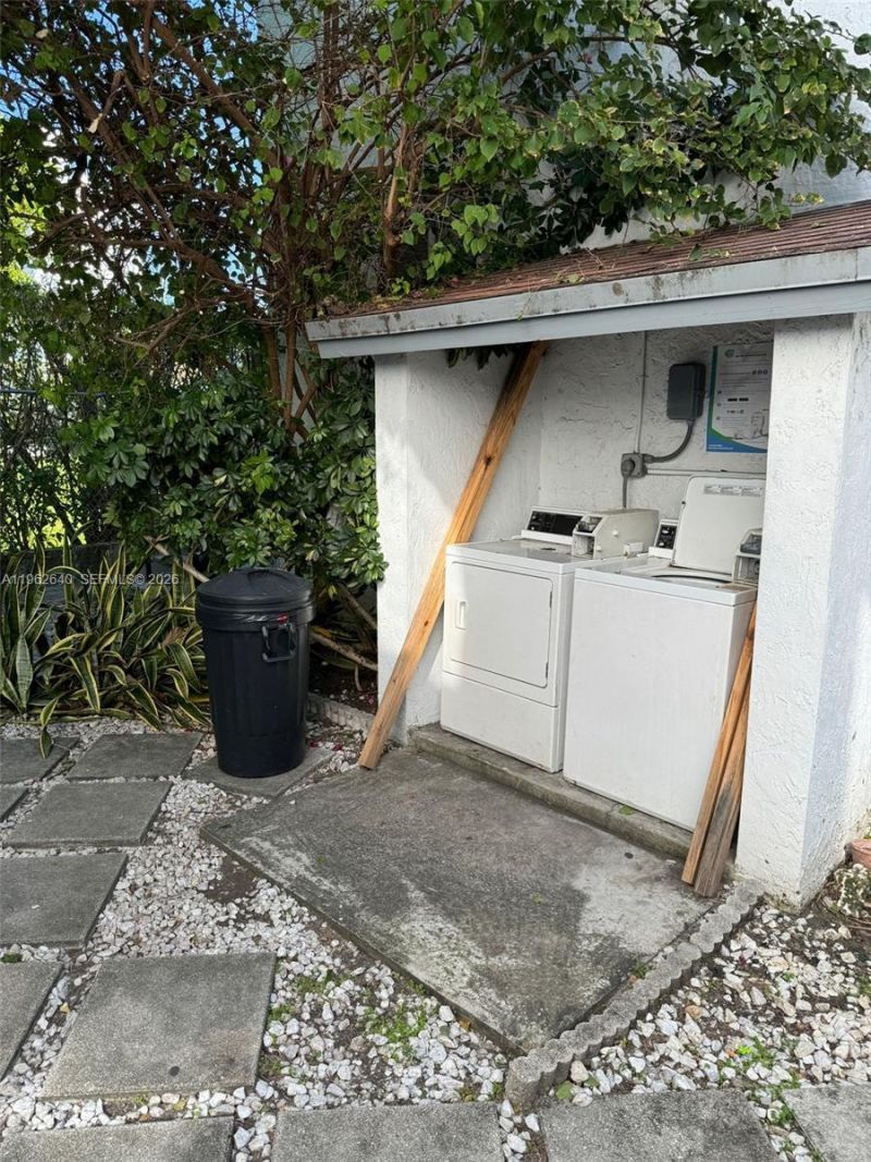 103 NW 6th Ave, Unit 2, Miami, FL 33128 Photo