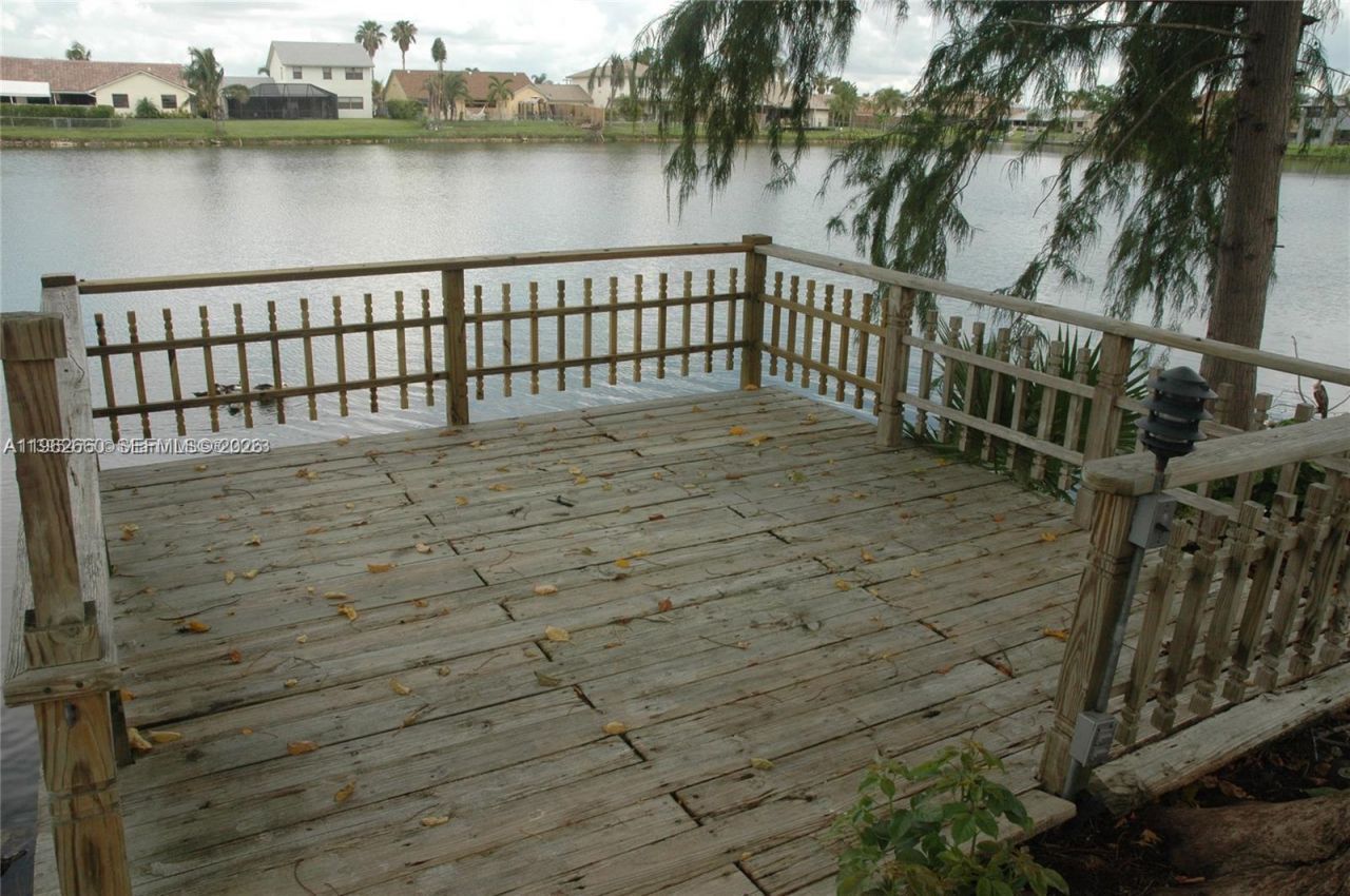 3941 NW 115th Ter, Sunrise, FL 33323 Photo