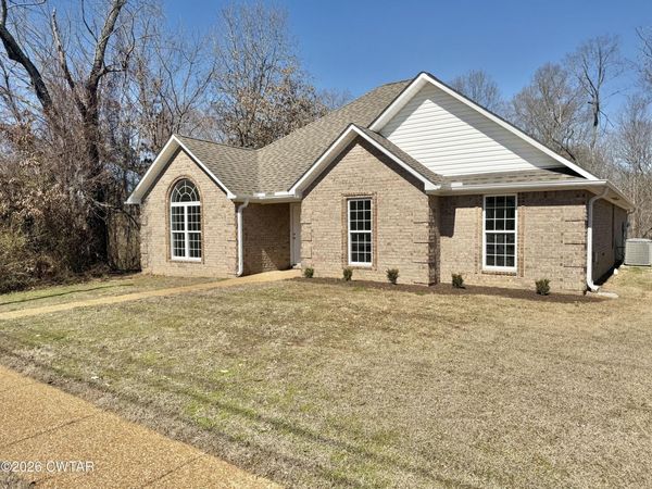 56 Rustic Bridge Drive , Jackson, TN 38305