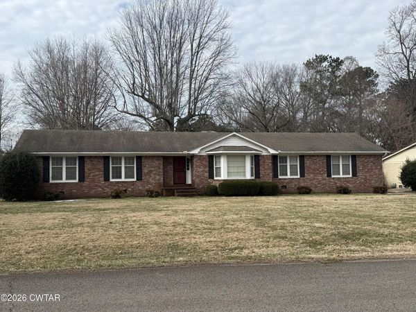 147 Chickering Road, Jackson, TN 38305