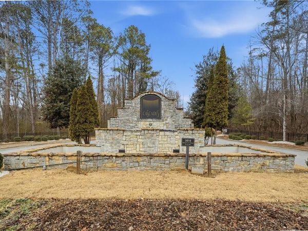 605 Lofty Lane SW, Atlanta, GA 30331