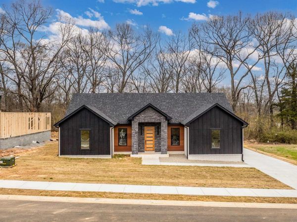 16 Avondale Road, Cabot, AR 72023