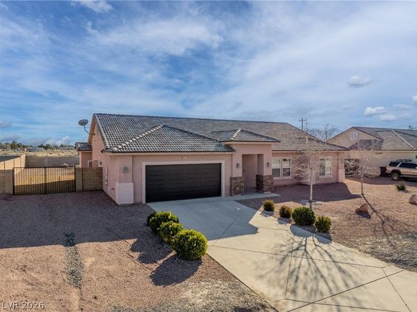 4641 Honey Locust Drive, Pahrump, NV 89061