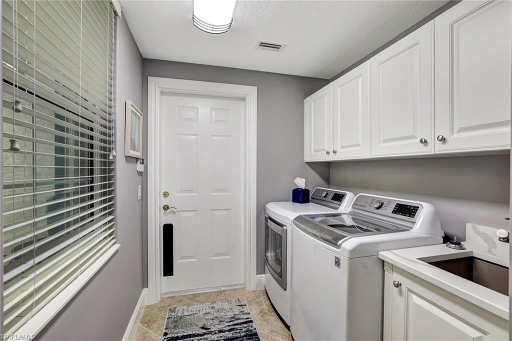 9270 Campanile Cir, Unit 102, Naples, FL 34114 Photo