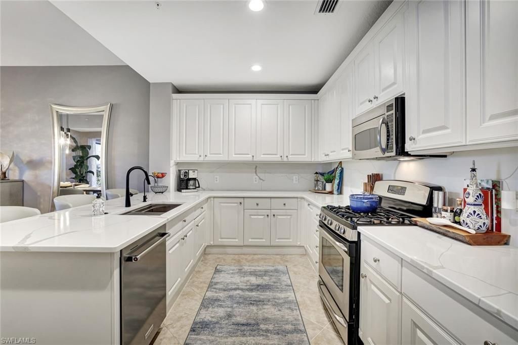 9270 Campanile Cir, Unit 102, Naples, FL 34114 Photo