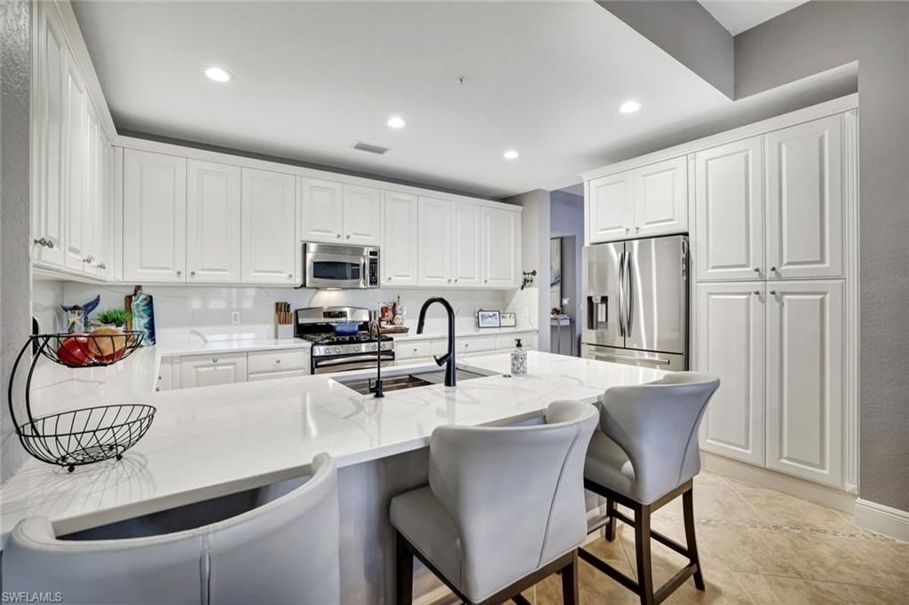 9270 Campanile Cir, Unit 102, Naples, FL 34114 Photo
