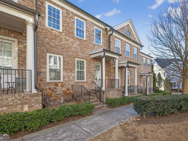 7012 Seneca Court, Roswell, GA 30076