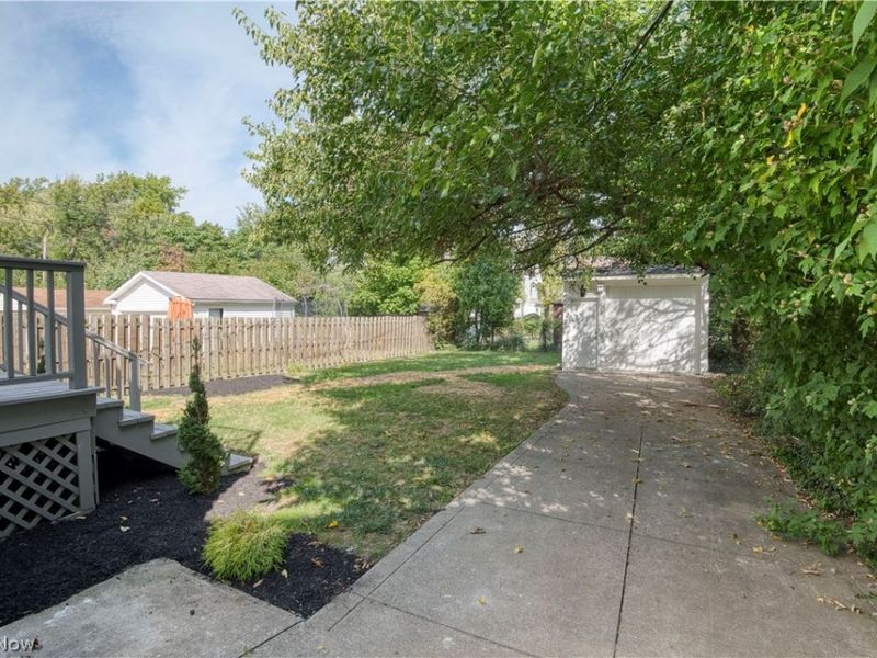 3339 Altamont Avenue, Cleveland, OH 44118 Photo 39