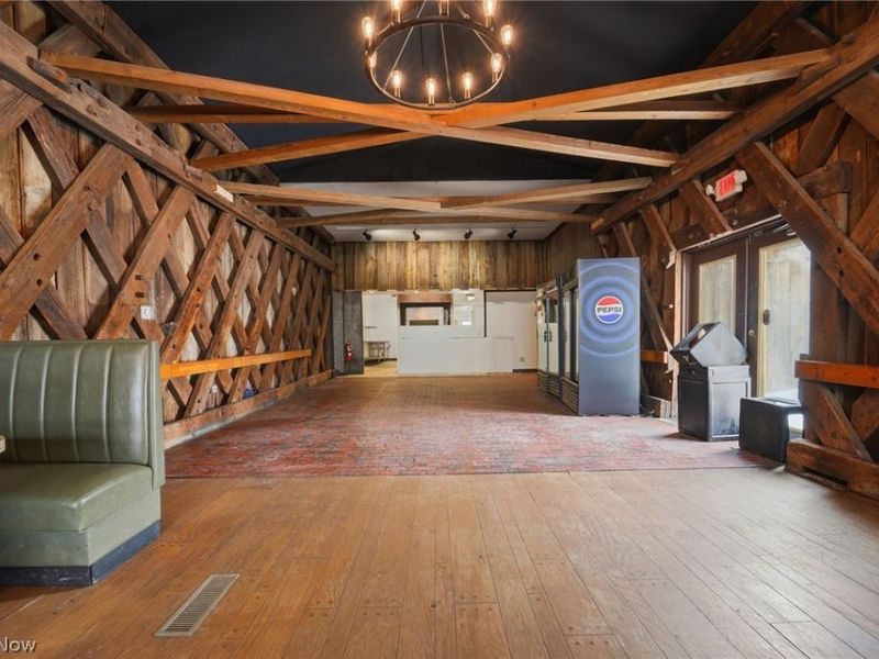 380 E Main, Andover, OH 44003 Photo 12