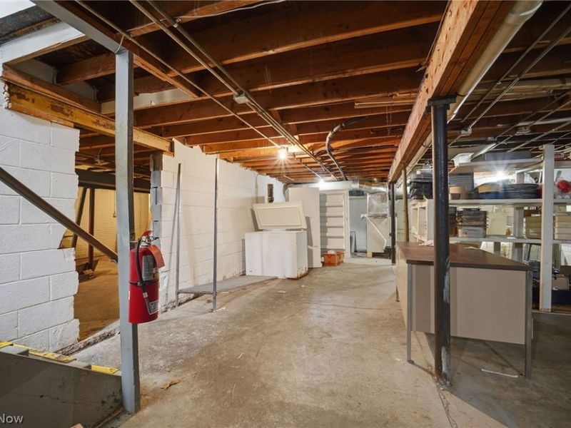 380 E Main, Andover, OH 44003 Photo 27