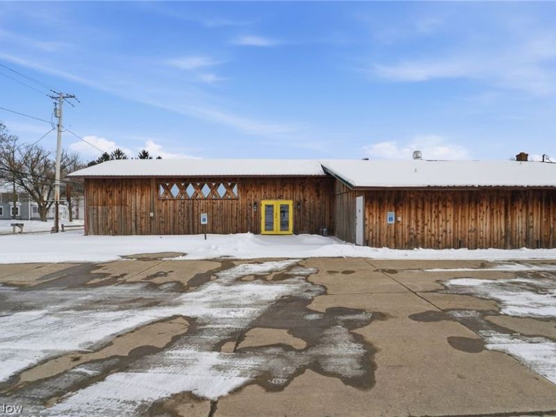 380 E Main, Andover, OH 44003 Photo 8