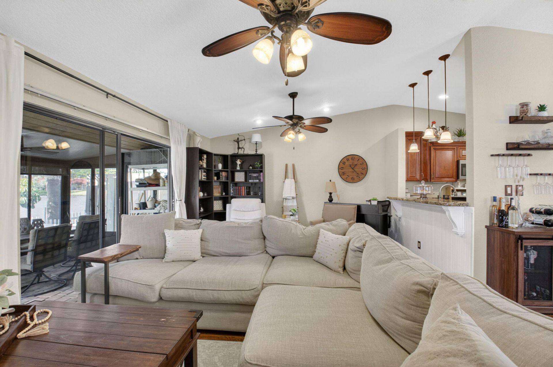 41 Mayfair Lane, Boynton Beach, FL 33426 Photo