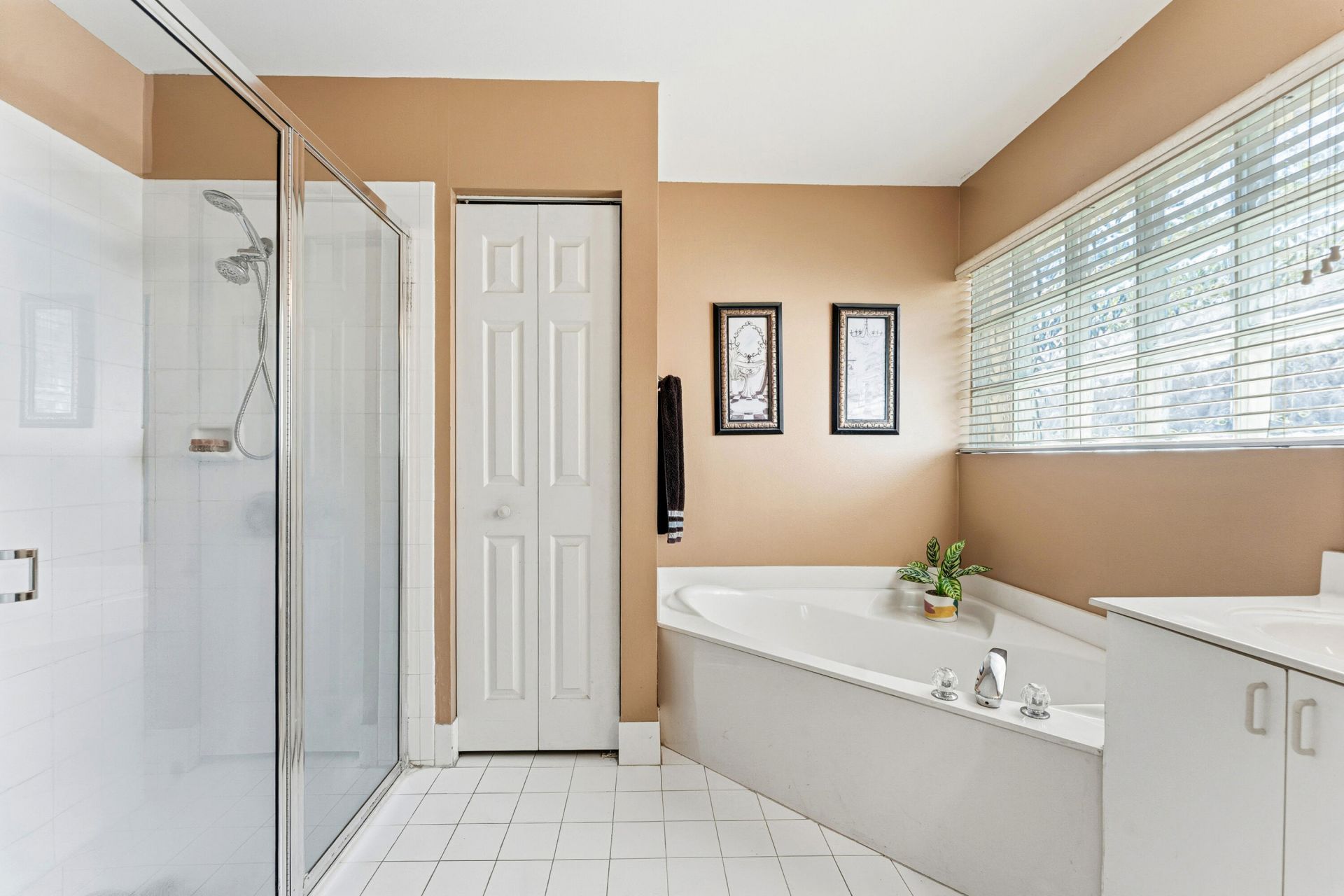 11827 SW 7th Street, Pembroke Pines, FL 33025 Photo