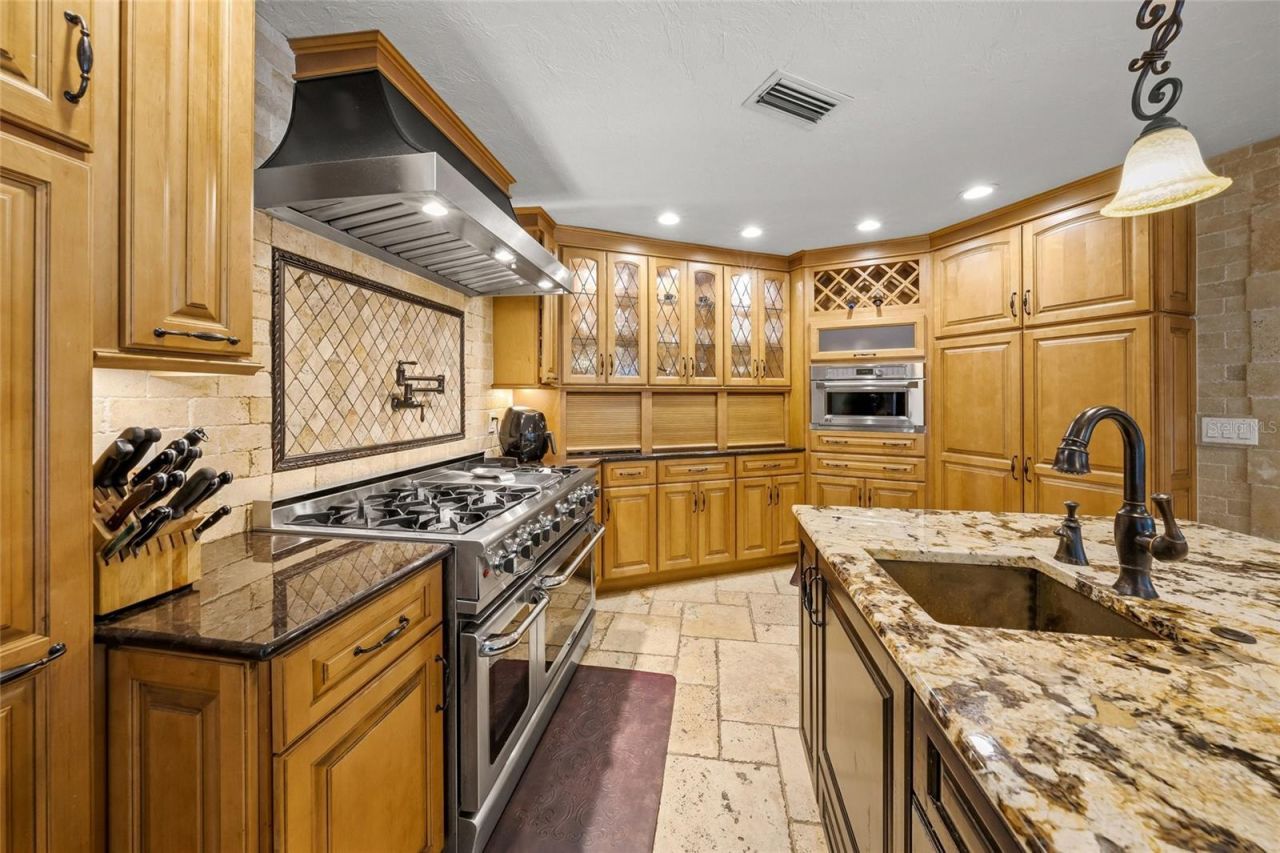 1634 N Lodge Drive, Sarasota, FL 34239 Photo