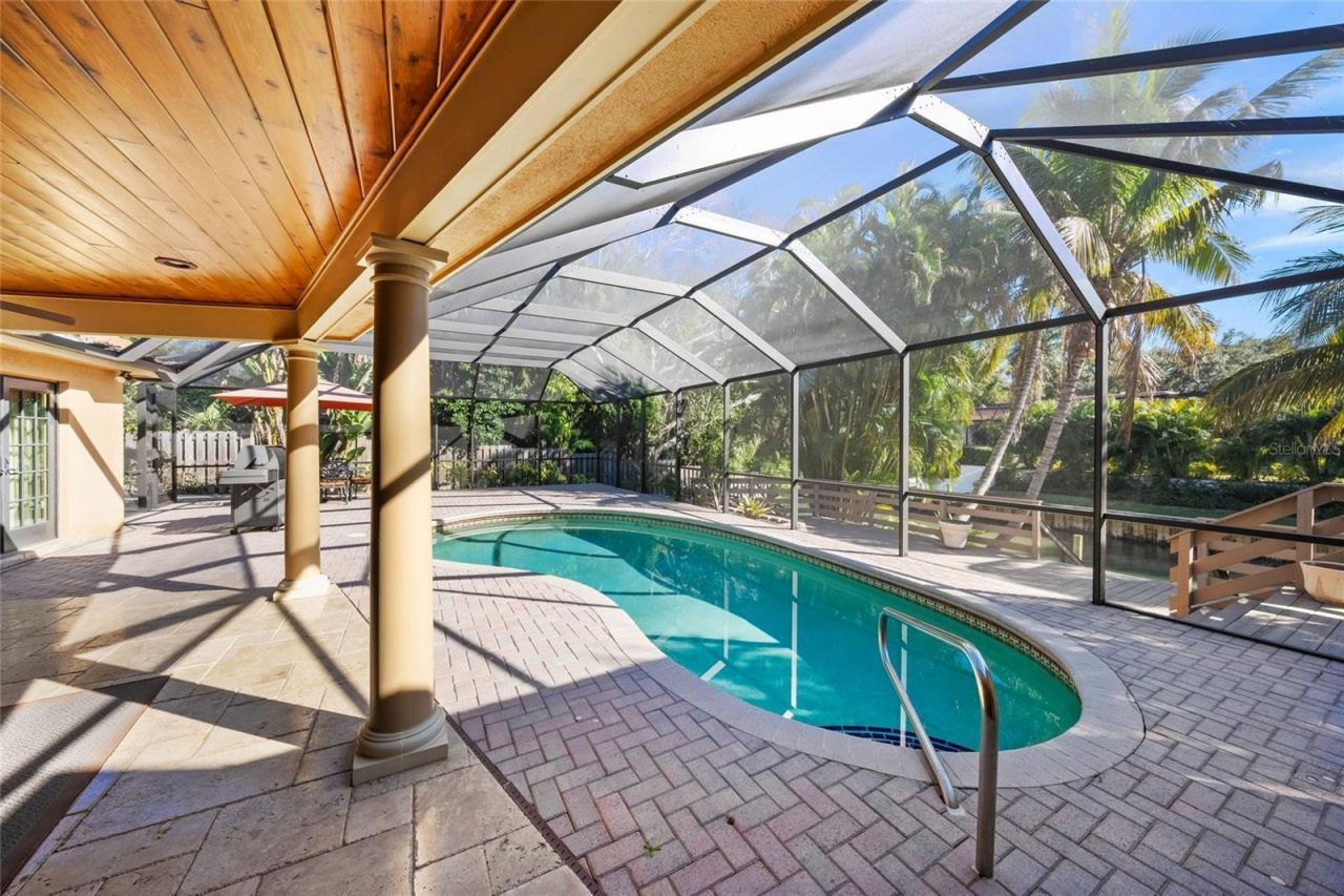 1634 N Lodge Drive, Sarasota, FL 34239 Photo