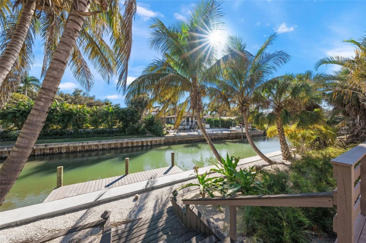 1634 N Lodge Drive, Sarasota, FL 34239 Photo