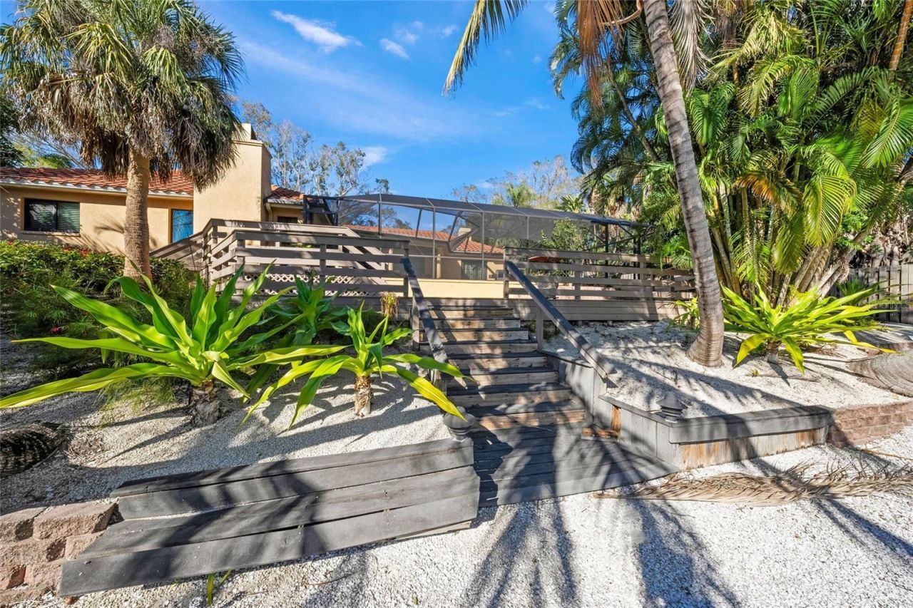 1634 N Lodge Drive, Sarasota, FL 34239 Photo