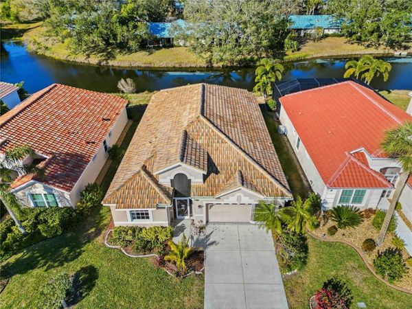 138 BRAEMAR AVENUE, VENICE, FL 34293