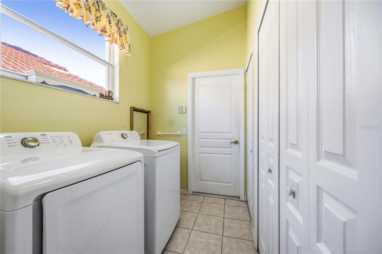 138 Braemar Avenue, Venice, FL 34293 Photo