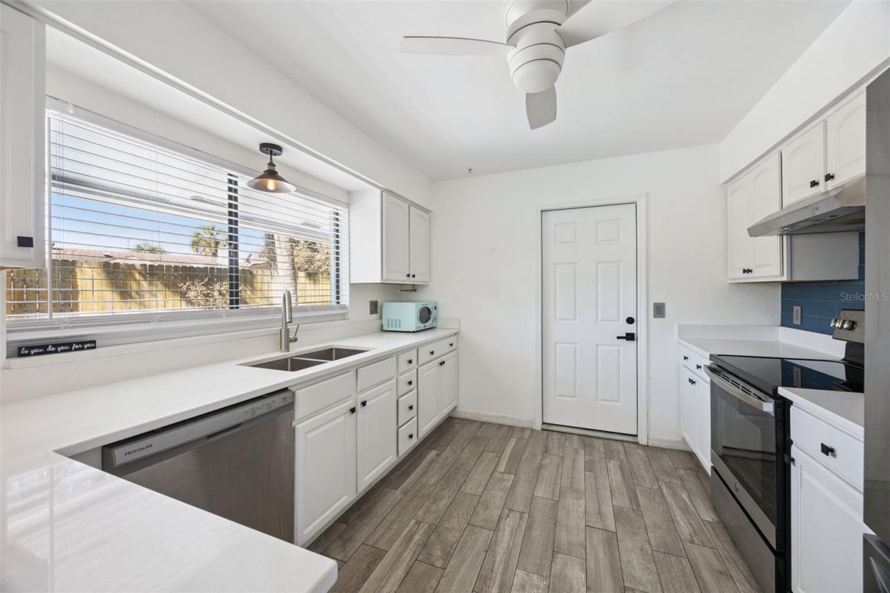 728 Coquina Court, Orlando, FL 32807 Photo