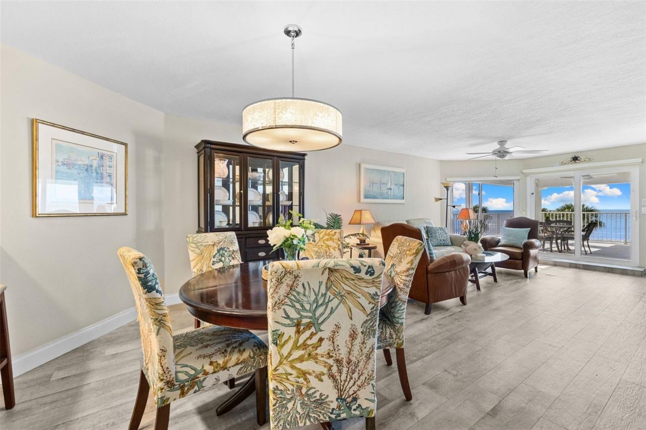 16332 Gulf Boulevard, Unit 2B, Redington Beach, FL 33708 Photo