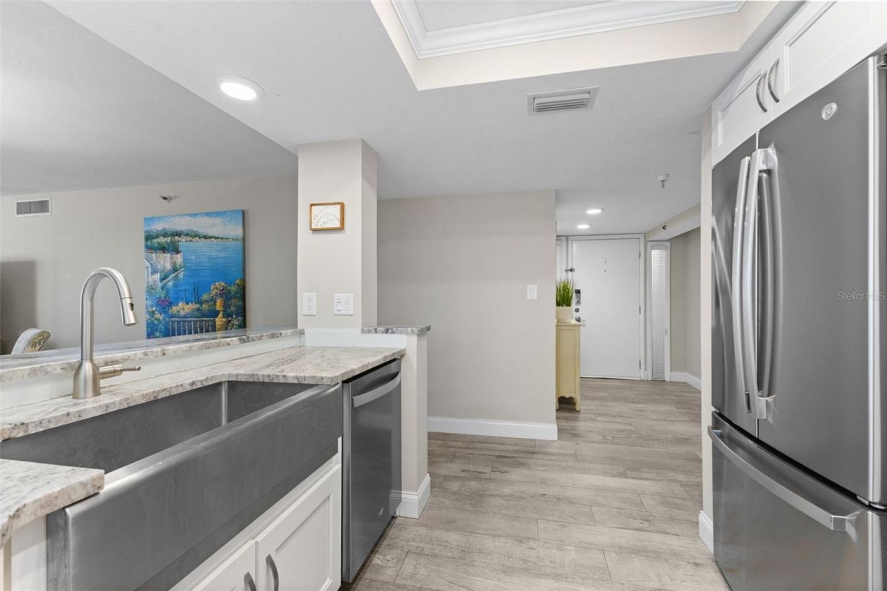 16332 Gulf Boulevard, Unit 2B, Redington Beach, FL 33708 Photo