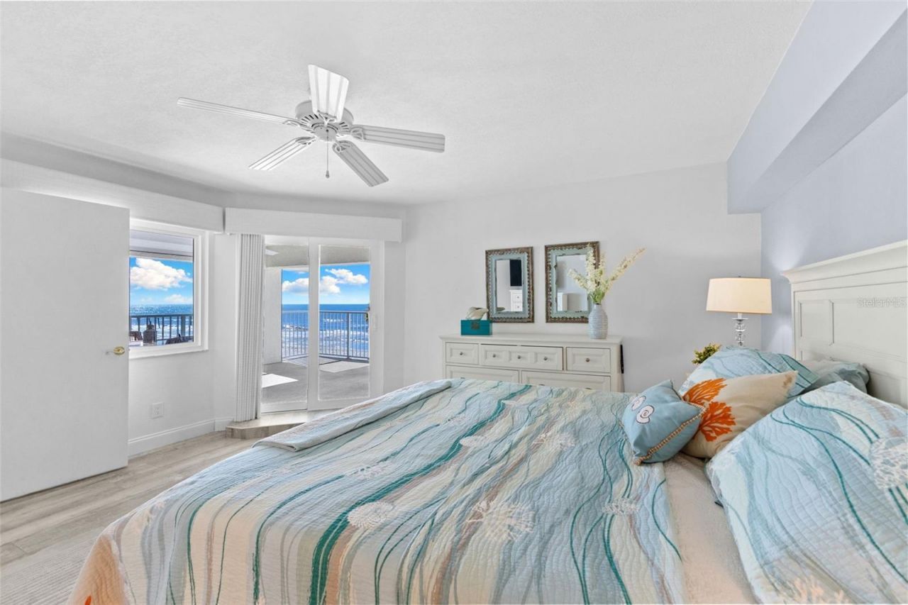 16332 Gulf Boulevard, Unit 2B, Redington Beach, FL 33708 Photo