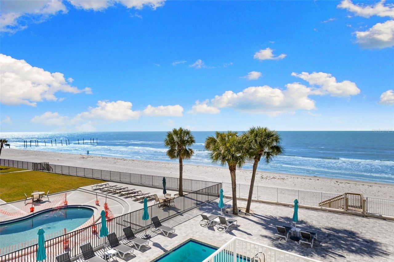 16332 Gulf Boulevard, Unit 2B, Redington Beach, FL 33708 Photo