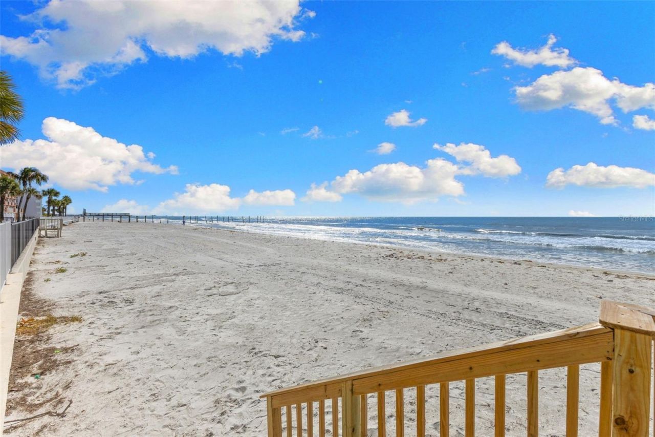 16332 Gulf Boulevard, Unit 2B, Redington Beach, FL 33708 Photo