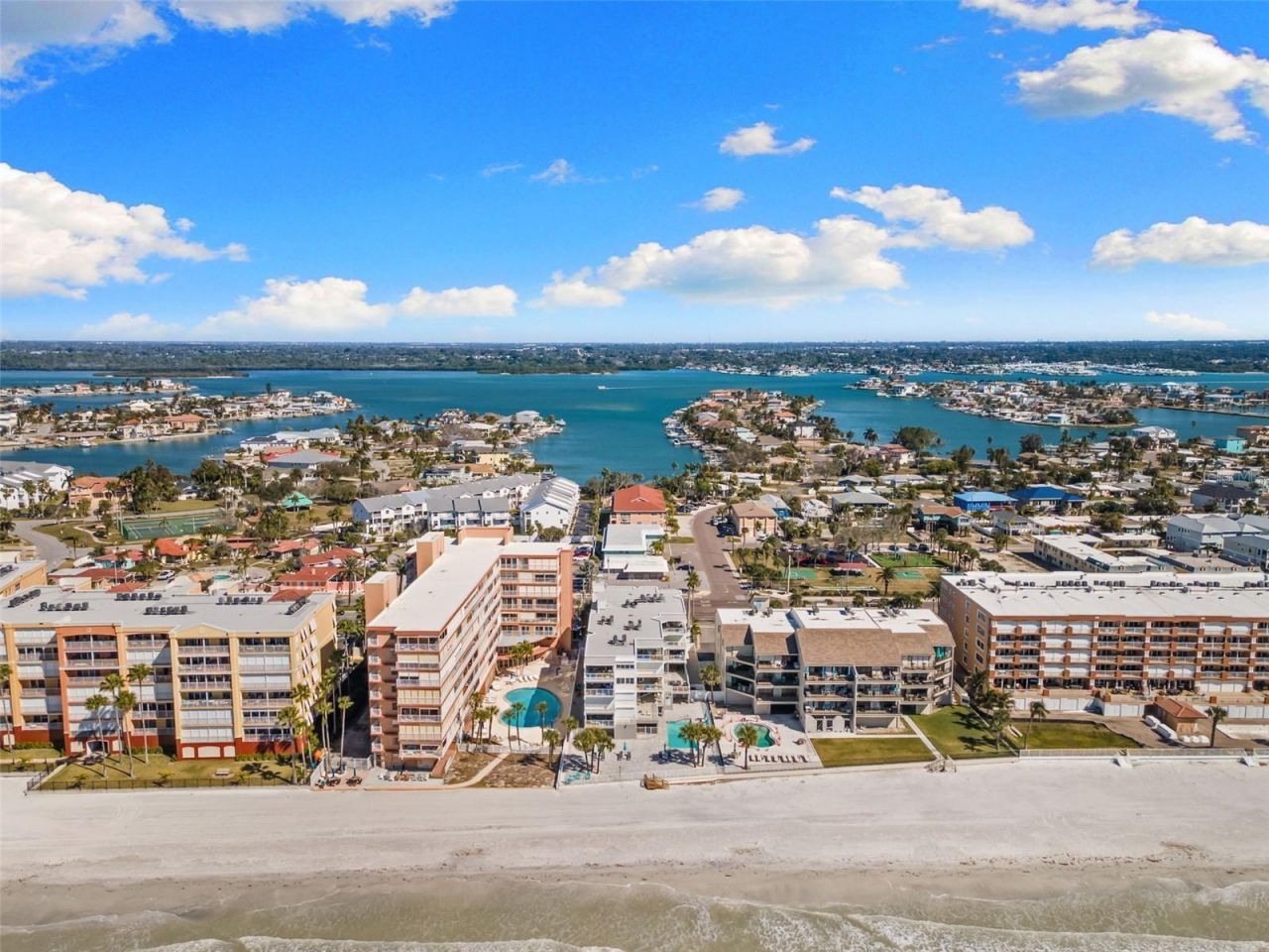 16332 Gulf Boulevard, Unit 2B, Redington Beach, FL 33708 Photo