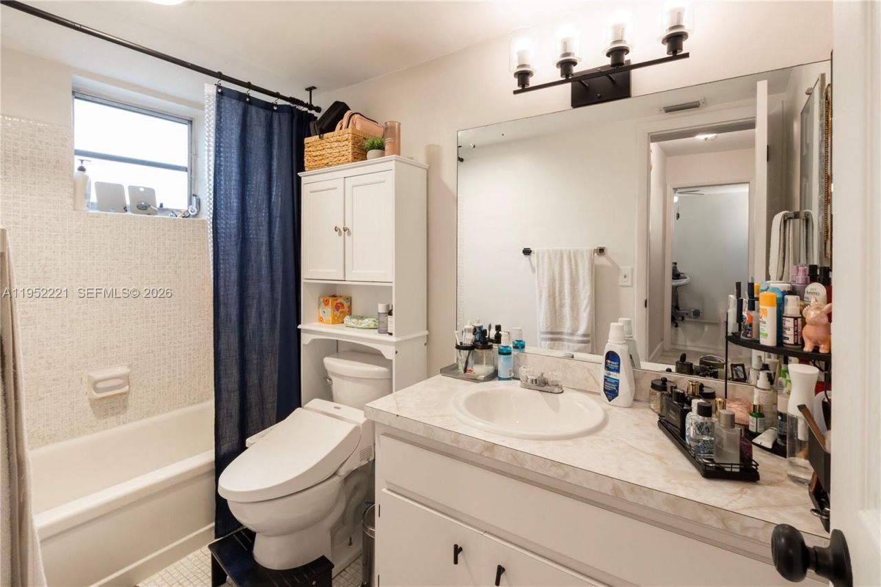 9490 SW 77th Ave , Unit N1, Miami, FL 33156 Photo