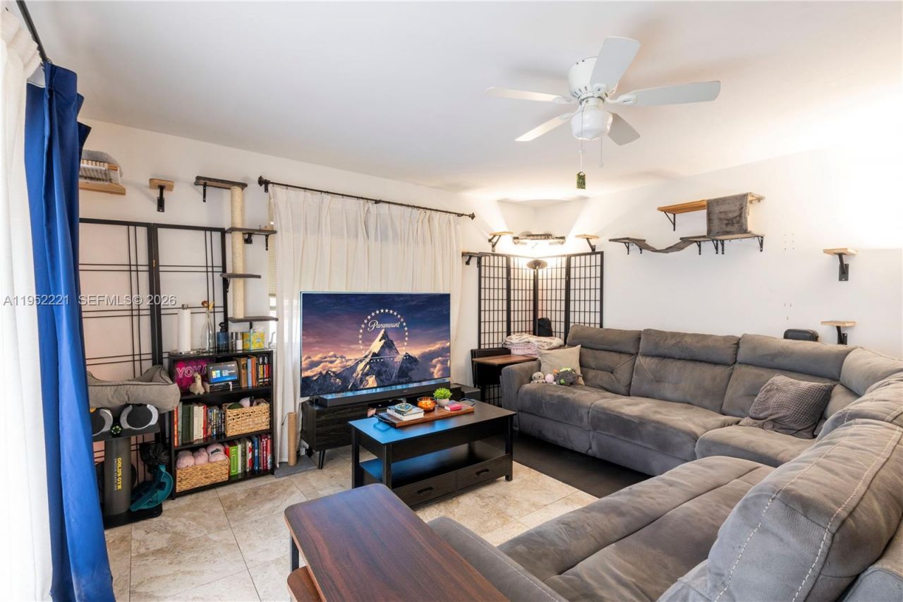 9490 SW 77th Ave , Unit N1, Miami, FL 33156 Photo