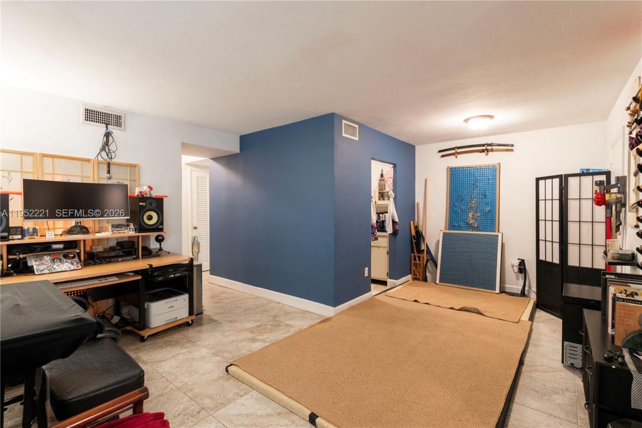 9490 SW 77th Ave , Unit N1, Miami, FL 33156 Photo