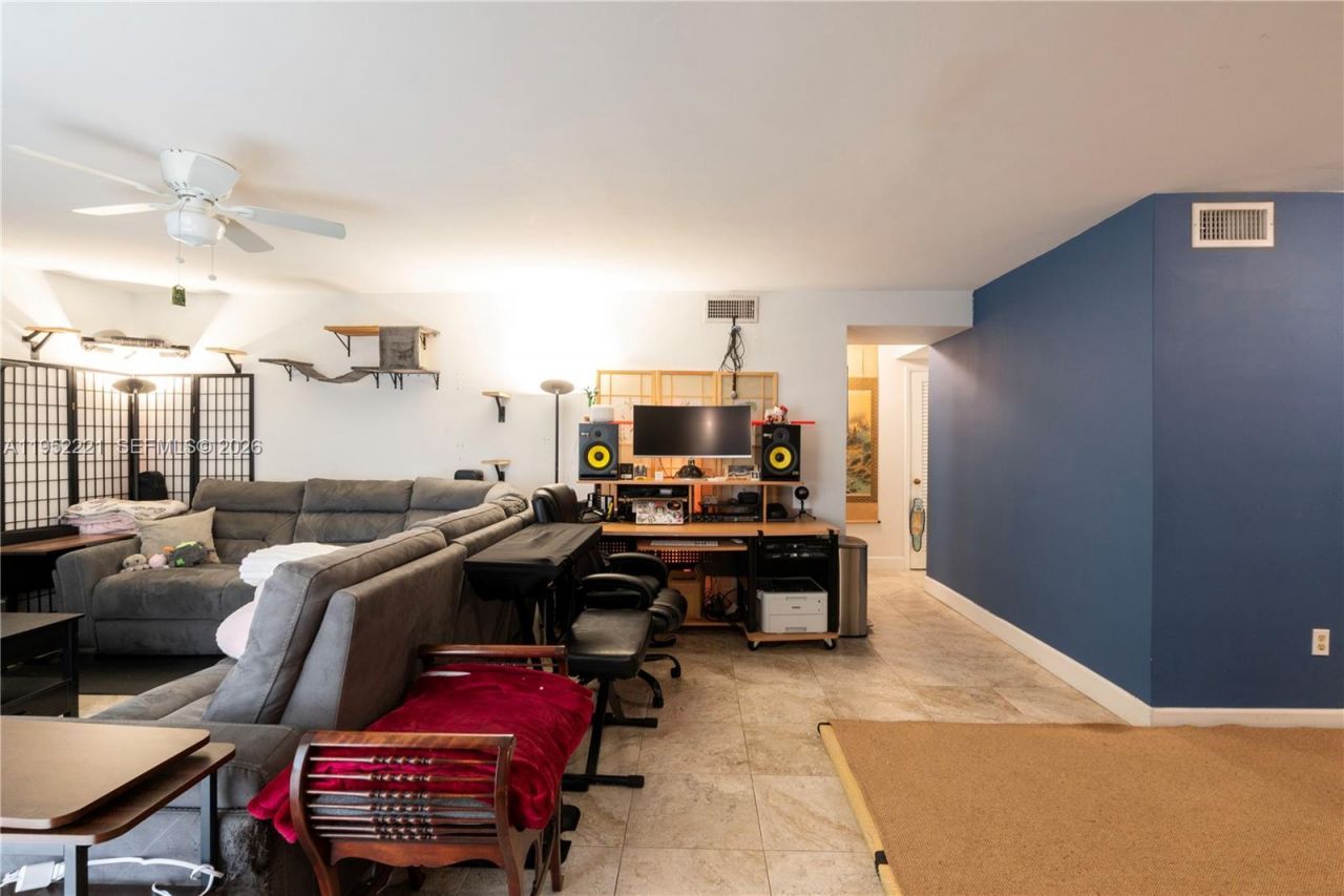 9490 SW 77th Ave , Unit N1, Miami, FL 33156 Photo