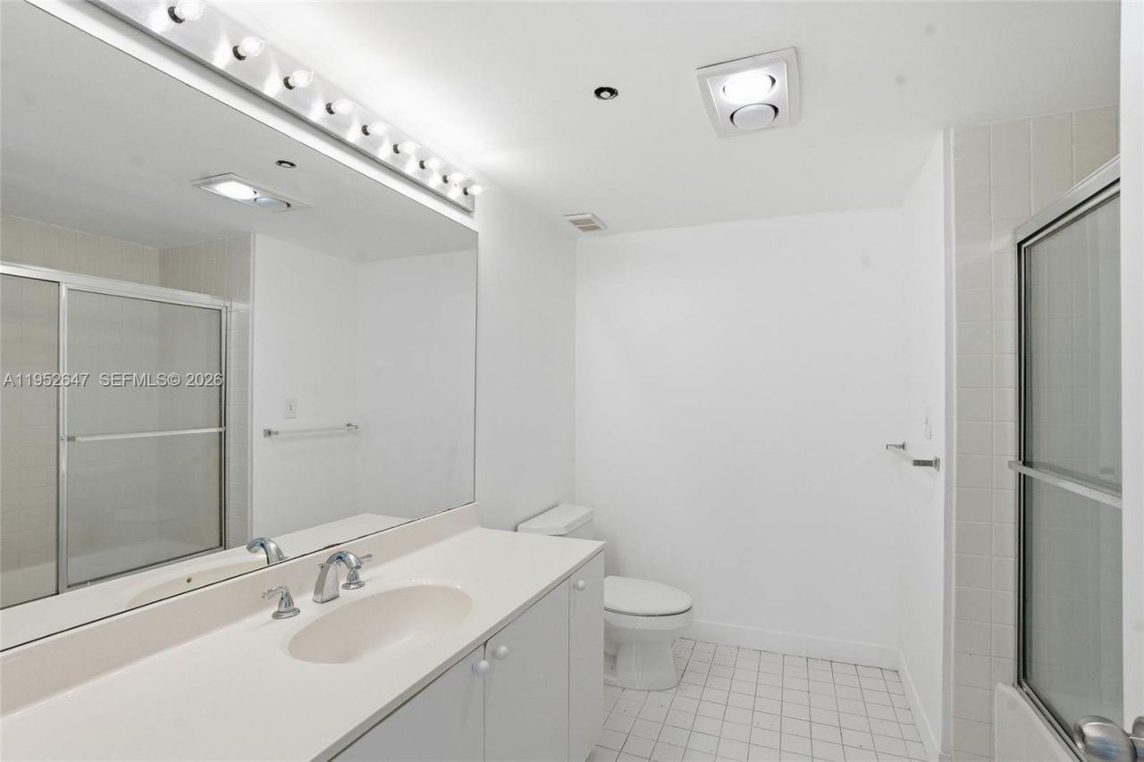 20185 E Country Club Dr, Unit 502, Aventura, FL 33180 Photo