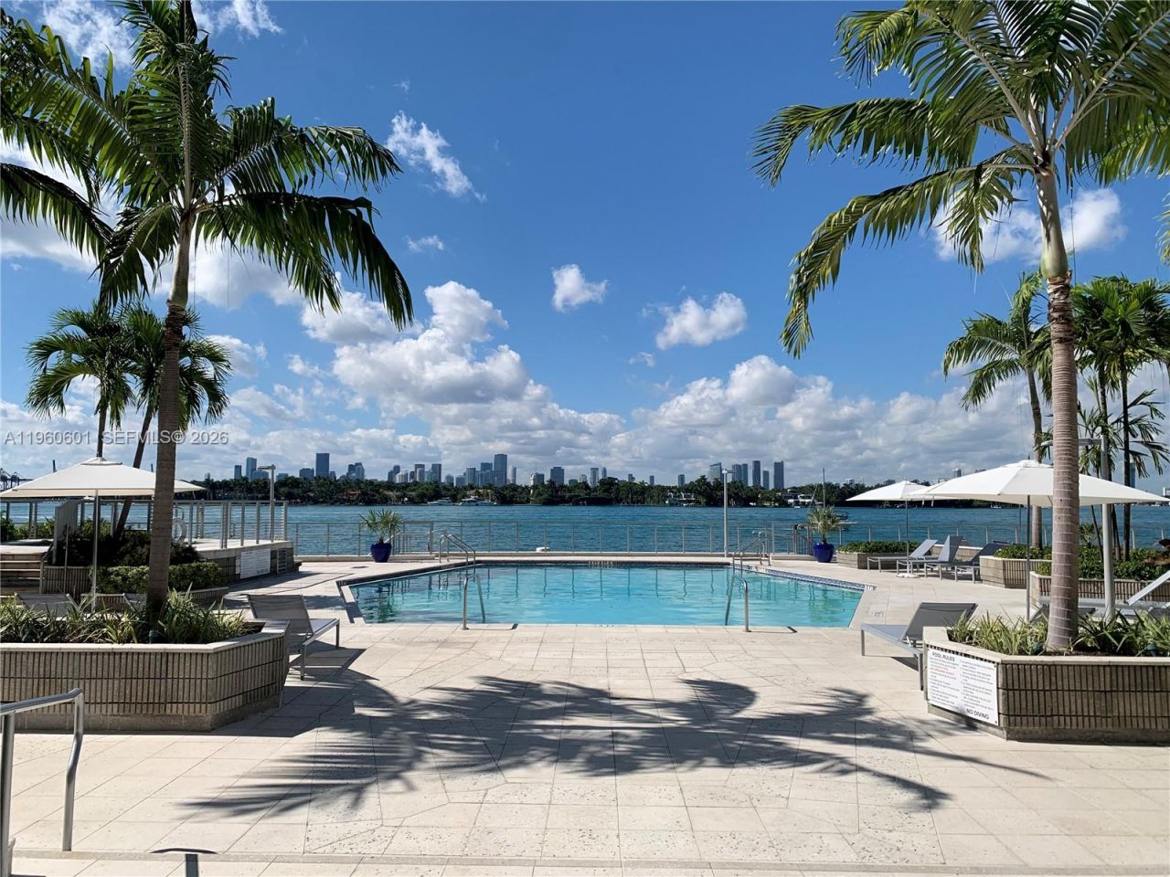800 West Ave, Unit 823, Miami Beach, FL 33139 Photo
