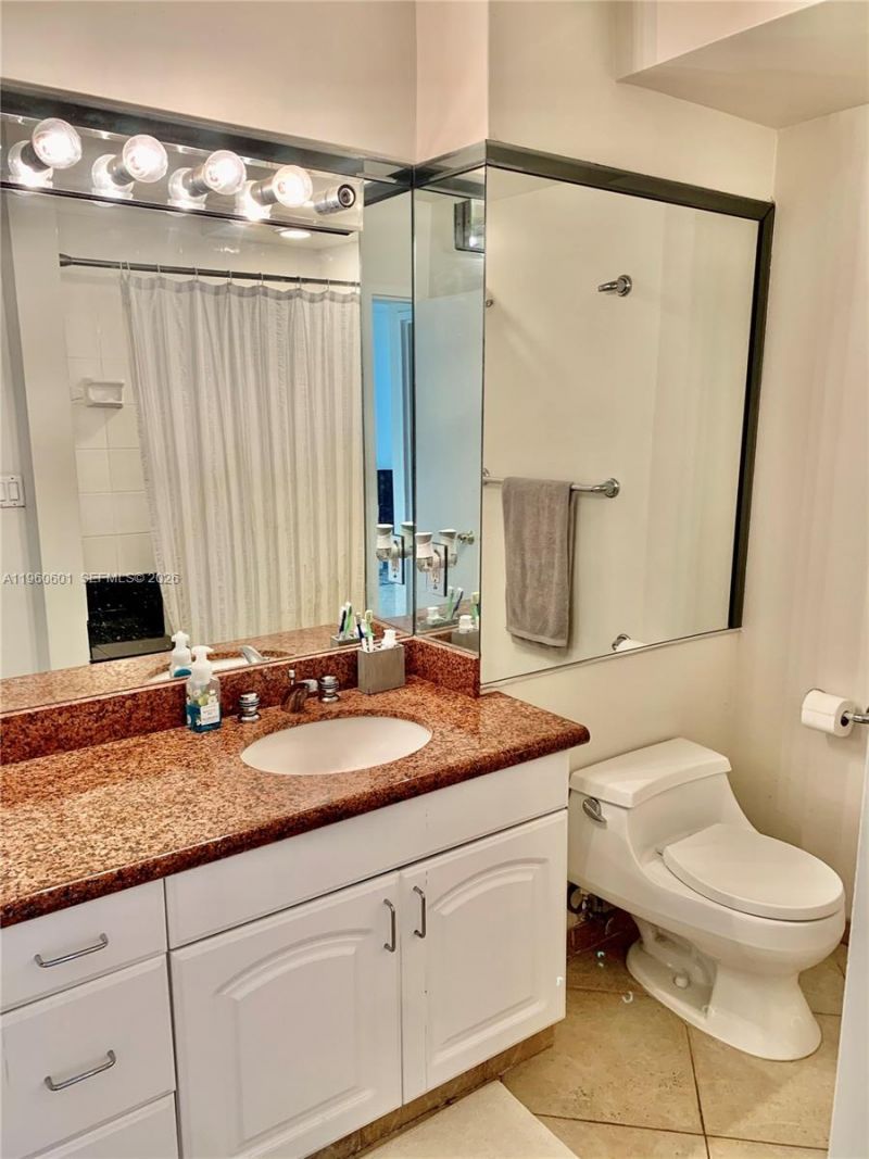 800 West Ave, Unit 823, Miami Beach, FL 33139 Photo