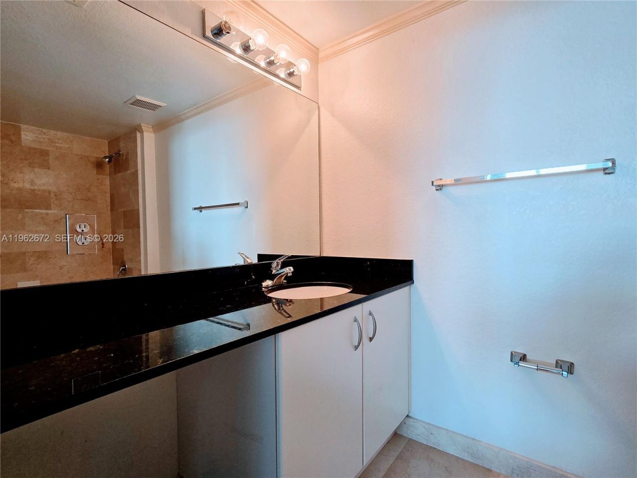 1625 Kennedy Cswy , Unit 1207C, North Bay Village, FL 33141 Photo