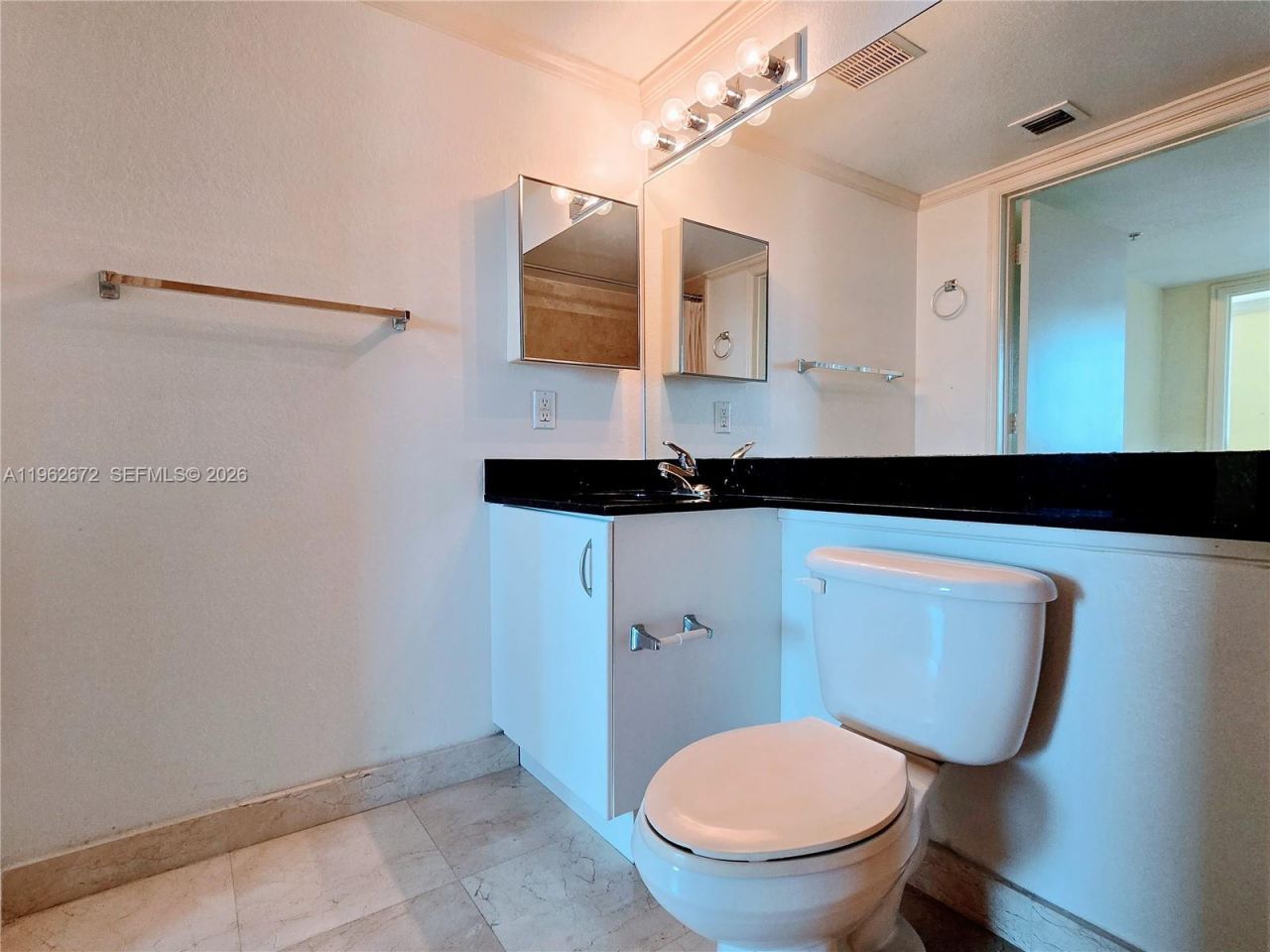 1625 Kennedy Cswy , Unit 1207C, North Bay Village, FL 33141 Photo