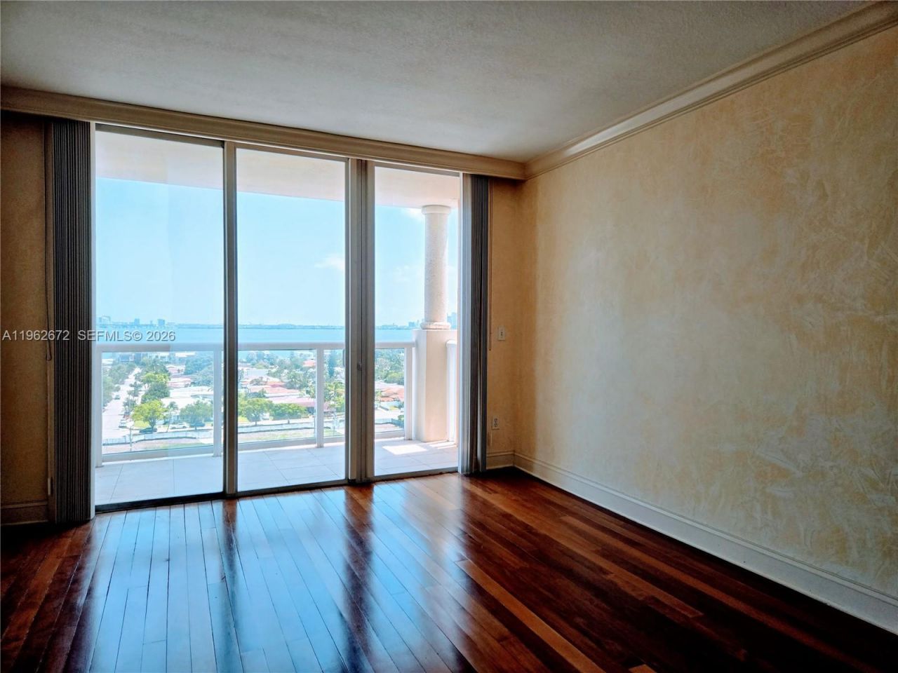 1625 Kennedy Cswy , Unit 1207C, North Bay Village, FL 33141 Photo