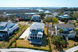 4176 Victory Pointe Drive photo 4