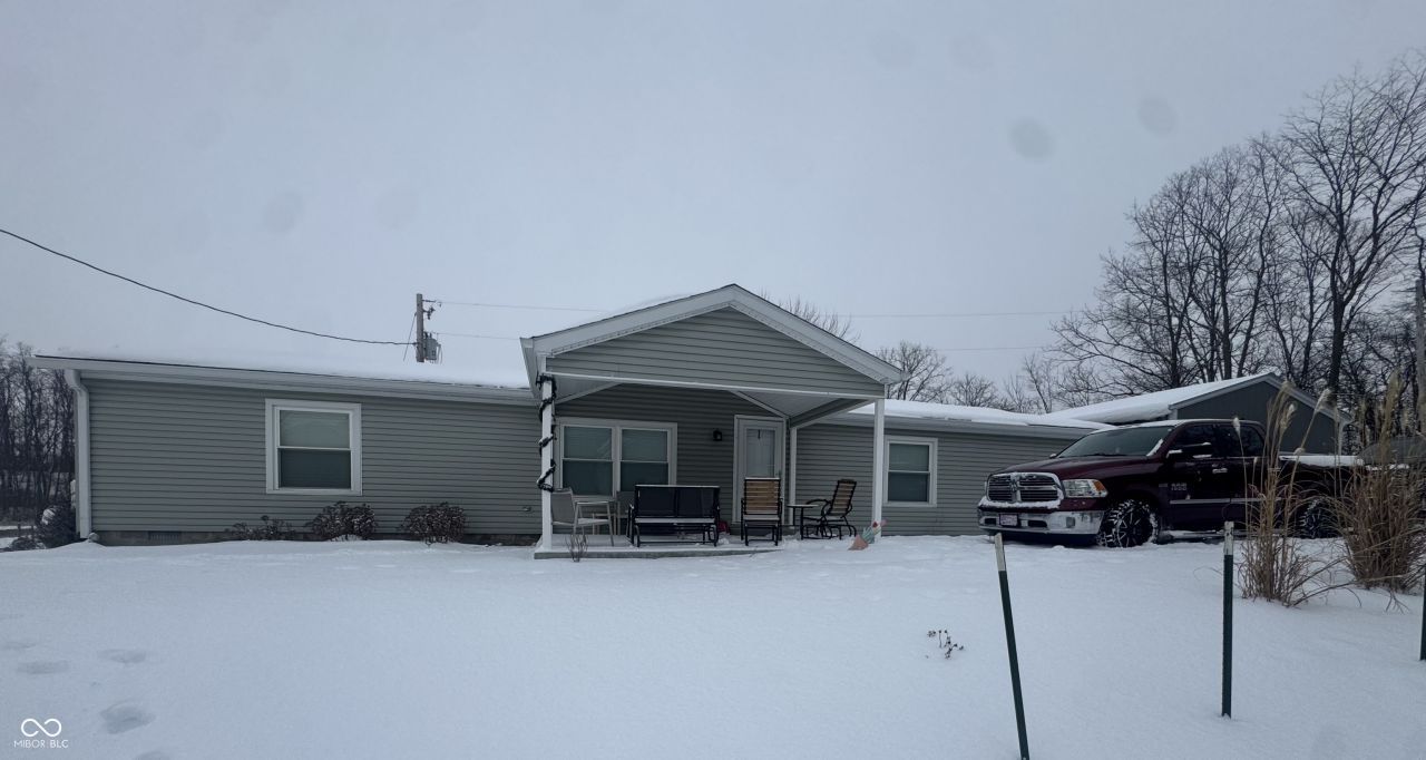 9391 S Mill Road, Knightstown, IN 46148 Main Photo