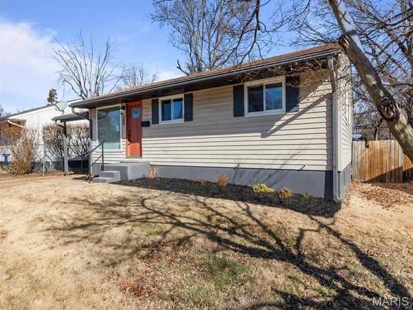 745 Mullanphy Road, Florissant, MO 63031