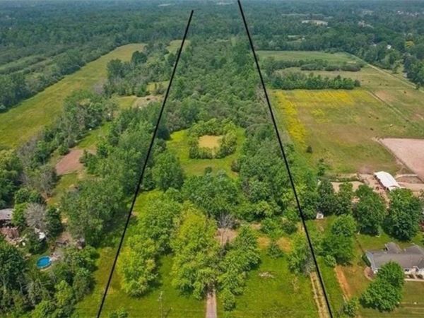 8660 Wolcott Road, Clarence Center, NY 14032