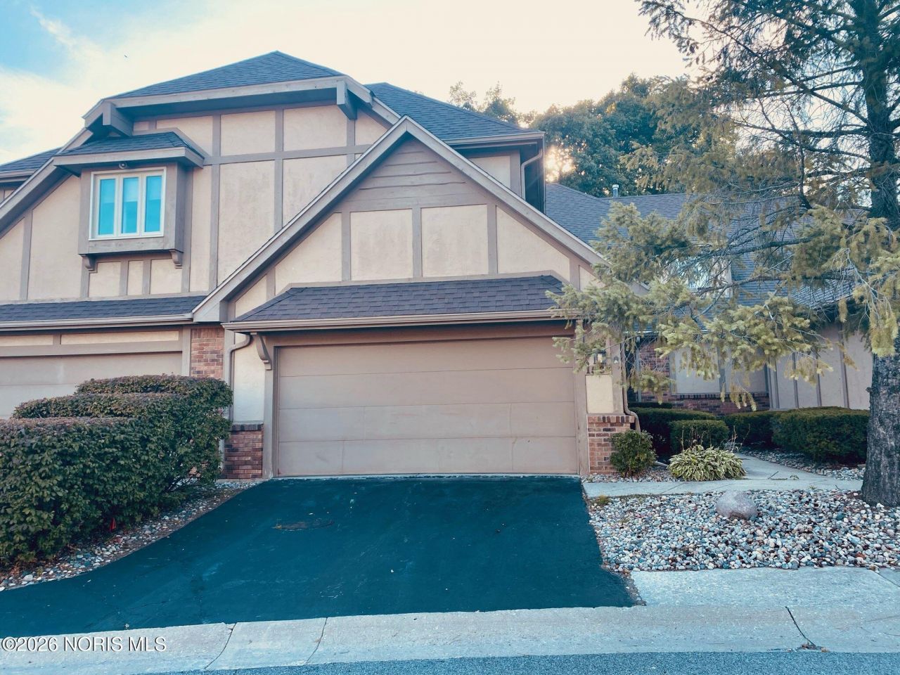 1562 Saddlebrook Court, Toledo, OH 43615 Main Photo